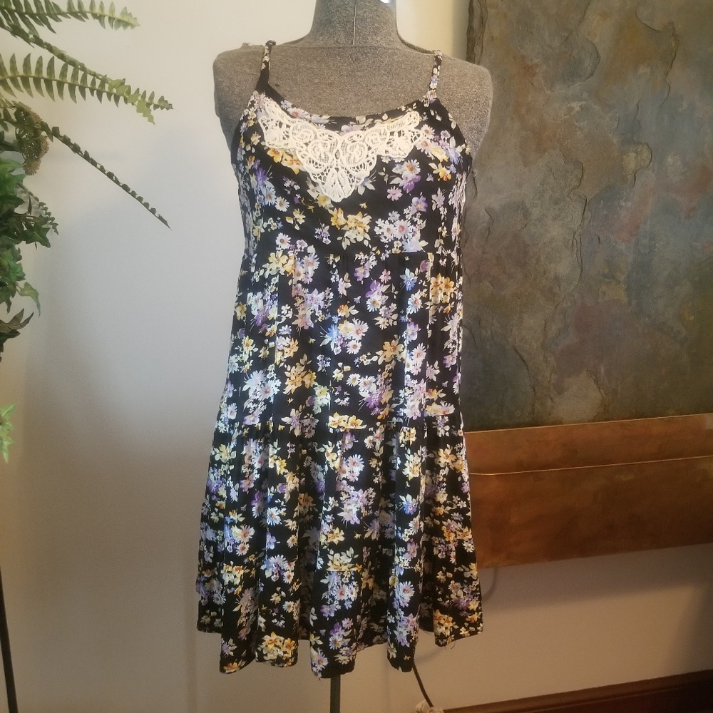 B2G1 SALE!  💕  Justice Floral Sundress - Sz 18